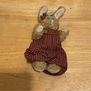 Vintage Boyds Bears Archive Collection plush bunny rabbit, likely Peter.